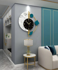 Đồng hồ treo tường bán nguyệt đá hoa cương sang trọng1